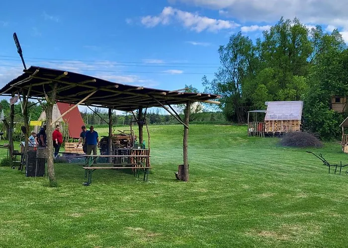 Luxusní stan Altana Letnia Nr3 - Herbergerowka Na Wsi Sloszow